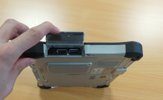 Panasonic ToughPad FZ-G1 ports Panasonic ToughPad FZ-G1 ports